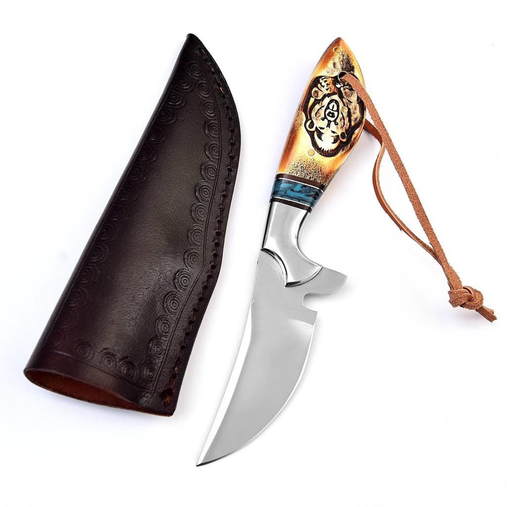 Handmade Skinner Knife D2 Tool Steel Blade And Antler Handle With Bear Engraving
Overall 8.5"
MZ:04