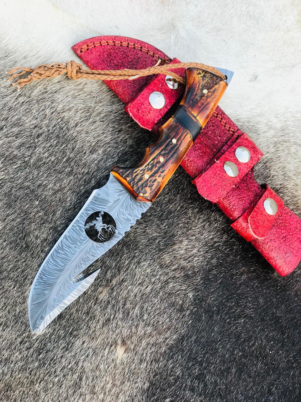 Handmade 11" Damascus Steel Feather Pattern Gut Hook Knife with Deer on Blade With Antler Handle
MZ:11 - Image 4