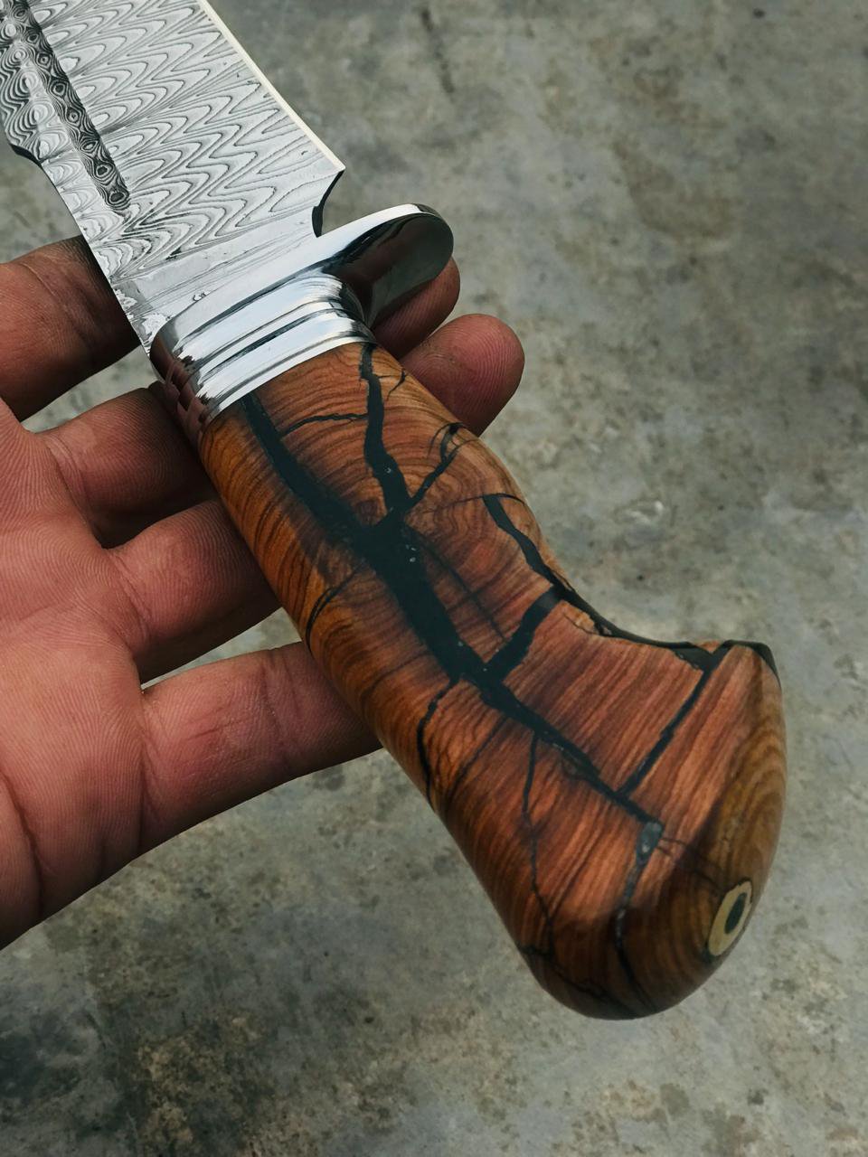 Handmade Stunning Bowie Knife 12.5", Stainless Damascus Steel With Unique resin and wood handle
MZ:14 - Image 4