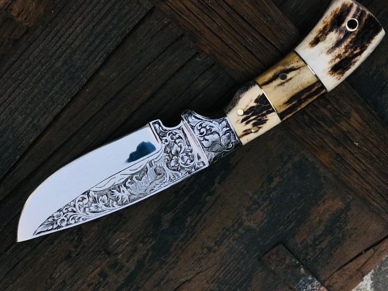 Elite Custom Hunting Knife, Mirror Polish & Deep Hand Engraving
MZ:29 - Image 2