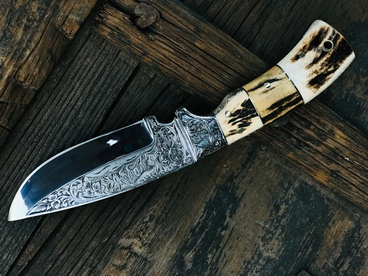 Elite Custom Hunting Knife, Mirror Polish & Deep Hand Engraving
MZ:29 - Image 3