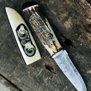 Luxury Handmade Damascus Steel Knife with Engraved Bone Handle & Scabbard
MZ:26