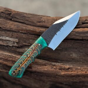 Hand-Forged 1095 Steel Hunter | Pine Cone Resin Handle
MZ:22