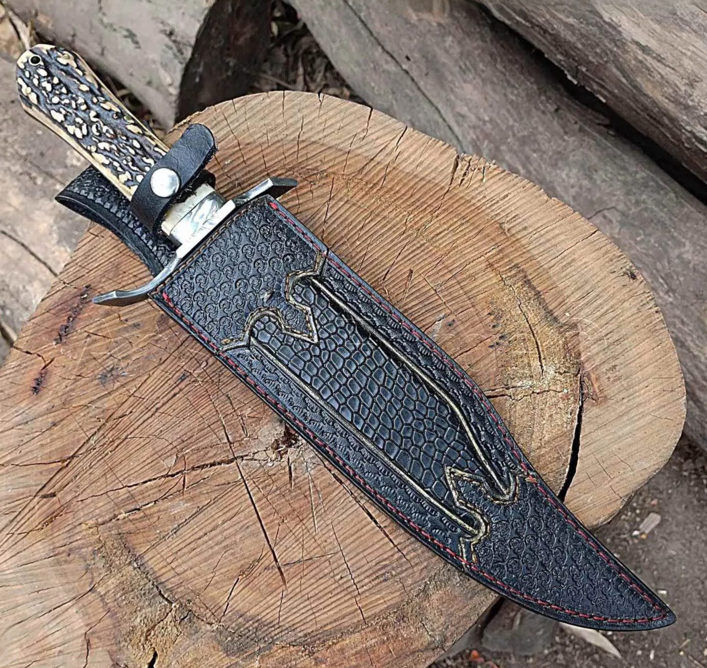Handmade Damascus Steel Clip-Point Bowie Knife with Stag Handle
MZ:38 - Image 6