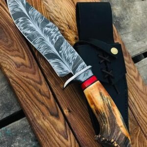 Handmade Rugged Feather Damascus Hunter with Genuine Antler Handle
MZ:41