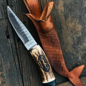 Handmade Stainless Damascus Steel Hunter Knife with Antler Handle & Leather Sheath.
MZ:46