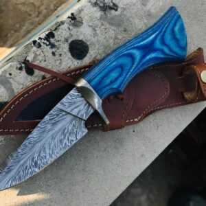Feather Pattern Damascus Hunting Knife•Premium Hardwood Handle
MZ:51